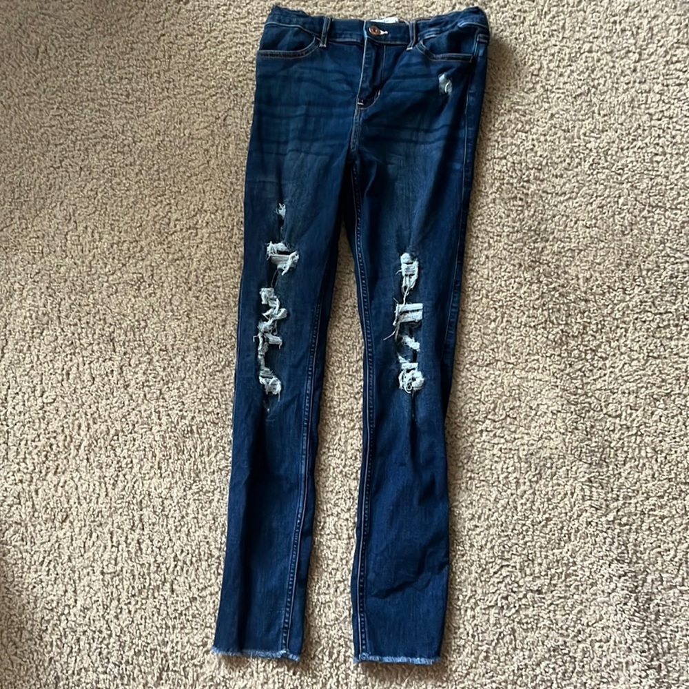 Will be washed,dried and ironed before shipping.